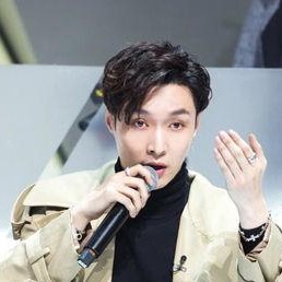 娱乐圈吃瓜元素表张艺兴,娱乐圈吃瓜达人，揭秘明星幕后故事